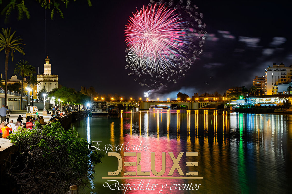 Fuegos artificiales de la feria de abril en barco Sevilla